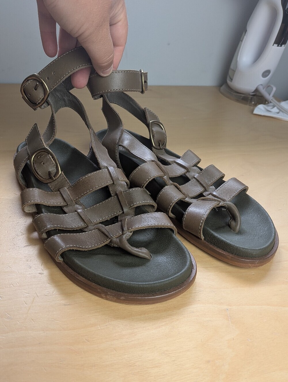 ANTHROPOLOGIE Women Sandals Size 39 = 8.5 US Leather Brown Kaki Color Made Spain